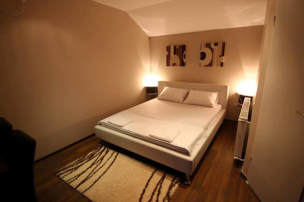 Lira Inn Nis Quarto foto