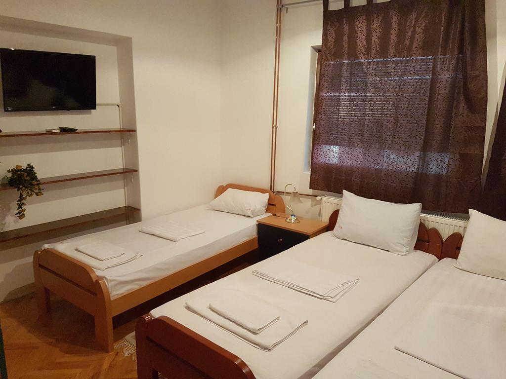 Lira Inn Nis Exterior foto