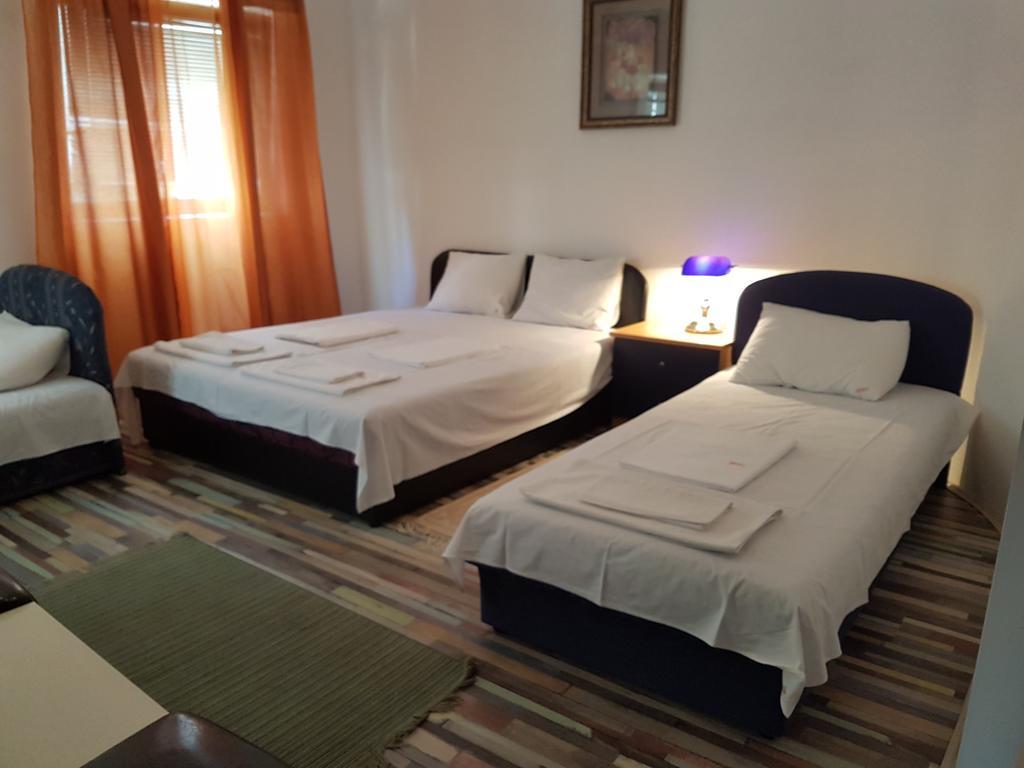 Lira Inn Nis Exterior foto