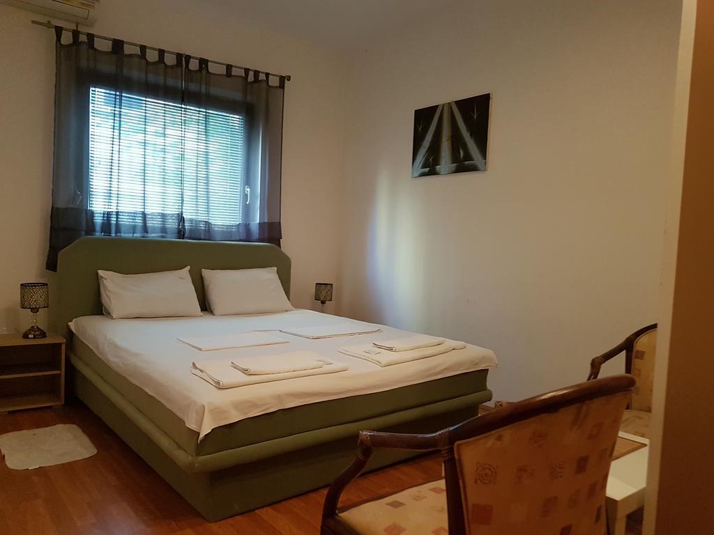 Lira Inn Nis Exterior foto